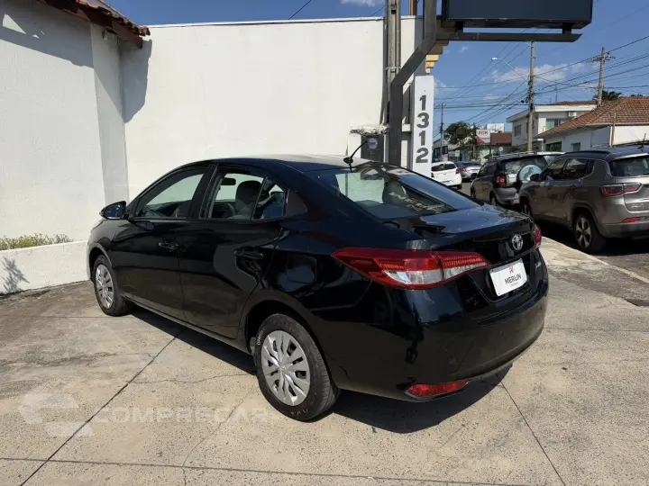 YARIS 1.5 16V Sedan XLS Connect