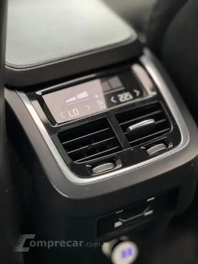 XC90 2.0 T6 Momentum AWD