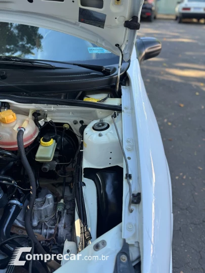 CORSA 1.0 MPFI Wind 8V