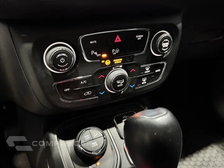 COMPASS 2.0 16V DIESEL TRAILHAWK 4X4 AUTOMÁTICO