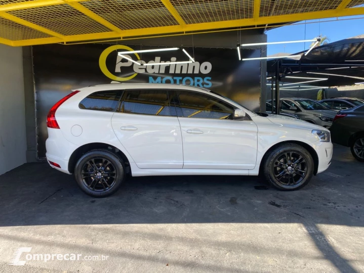XC60 2.0 4P DYNAMIC T5 TURBO AUTOMÁTICO