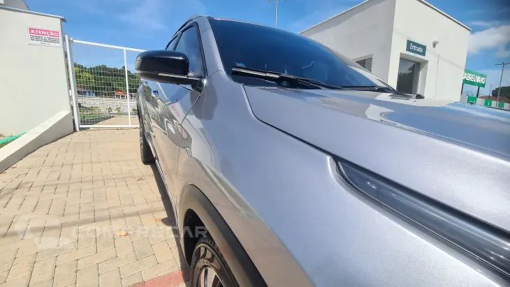 TORO 2.0 16V Turbo Volcano 4WD AT9