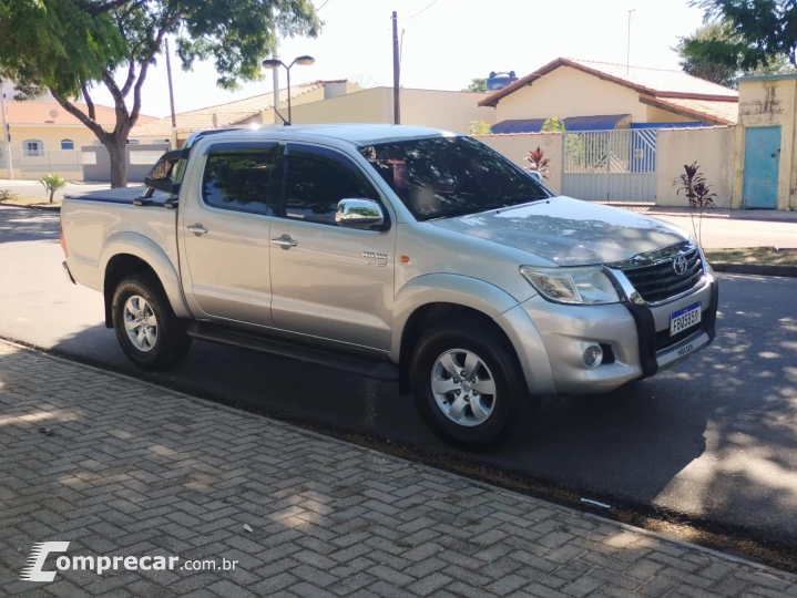 Toyota - HILUX 2.7 SR 4X2 CD 16V