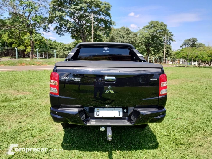 L200 TRITON 2.4 16V Turbo Sport HPE TOP CD 4X4
