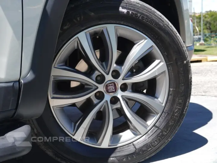 TORO 2.0 16V TURBO DIESEL VOLCANO 4WD AT9