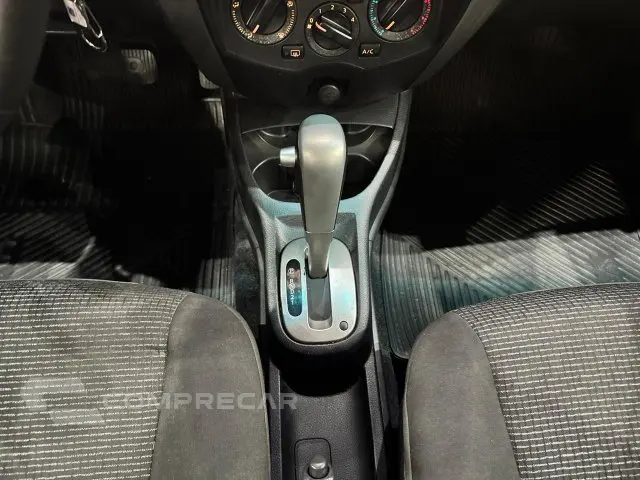 LIVINA - 1.8 S 16V 4P AUTOMÁTICO