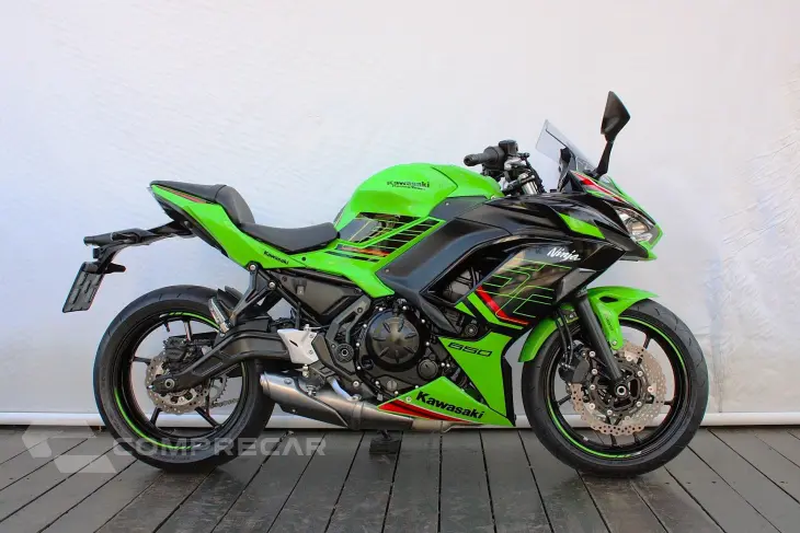 KAWASAKI NINJA 650 KRT EDITION