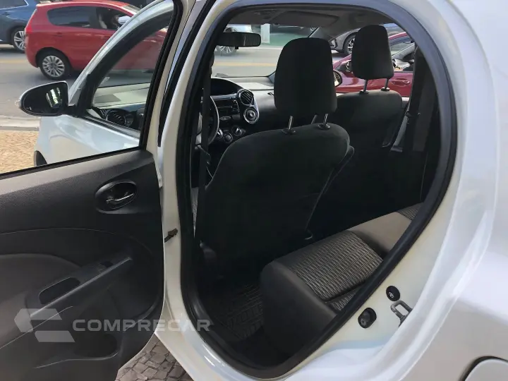 Etios 1.5 X Plus 16V Flex 4P Automático