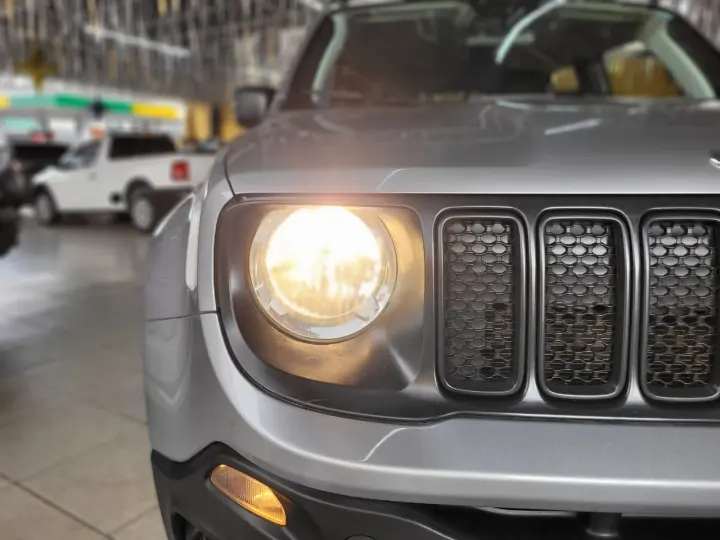 RENEGADE Renegade1.8 4x2 Flex 16V Aut.