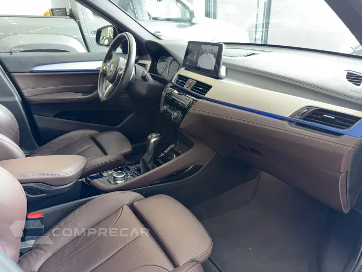 X1 Active flex M Sport