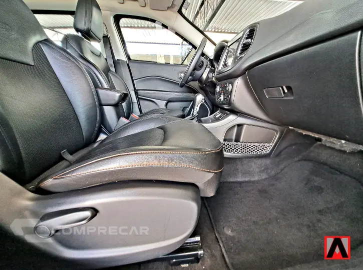 COMPASS 2.0 16V Longitude