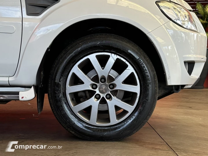 PAJERO TR4 2.0 4X2 16V 140CV FLEX 4P MANUAL
