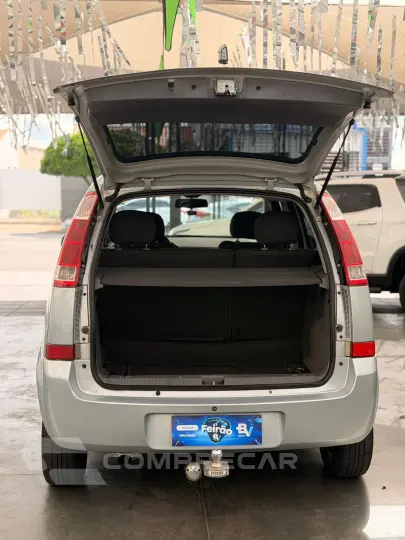 MERIVA 1.8 MPFI JOY 8V