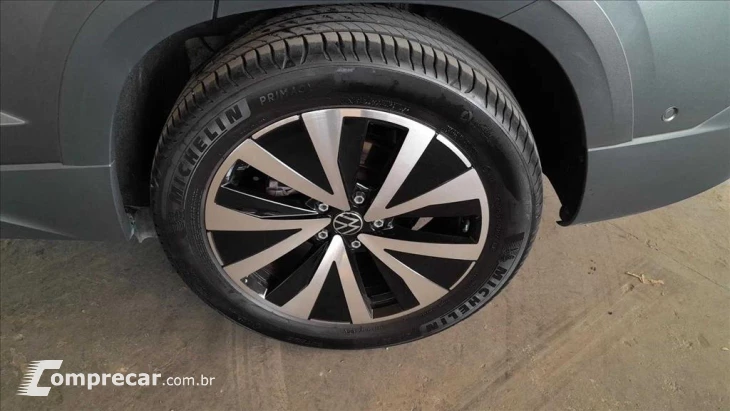 TAOS 1.4 250 TSI TOTAL FLEX HIGHLINE AUTOMÁTICO