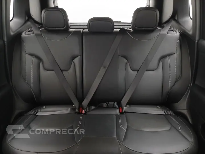 RENEGADE 1.3 T270 TURBO FLEX LONGITUDE AT6