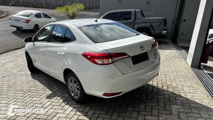 YARIS 1.5 16V Sedan XS