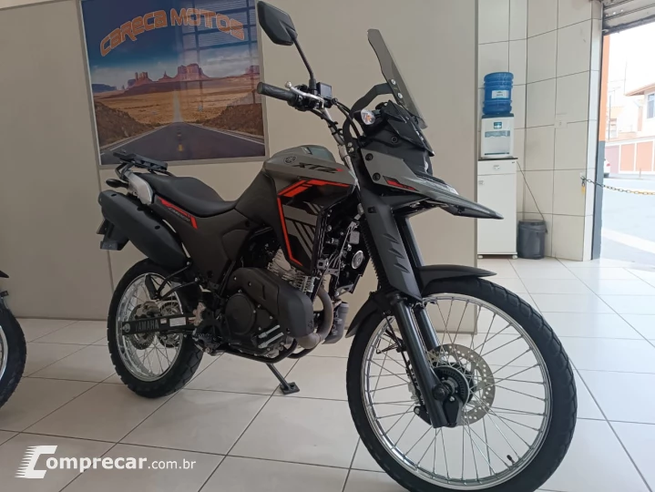 XTZ 250 LANDER