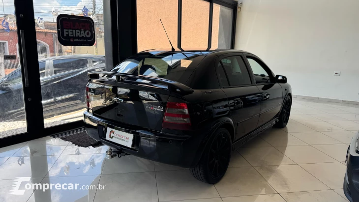 ASTRA 2.0 MPFI Elegance 8V