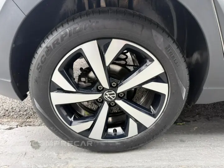 Nivus Highline 1.0 200 TSI Flex Aut.