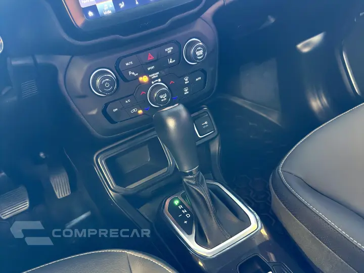 RENEGADE 1.3 T270 TURBO FLEX LONGITUDE AT6