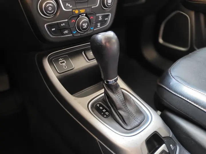 COMPASS LONGITUDE 2.0 4x2 Flex 16V Aut.