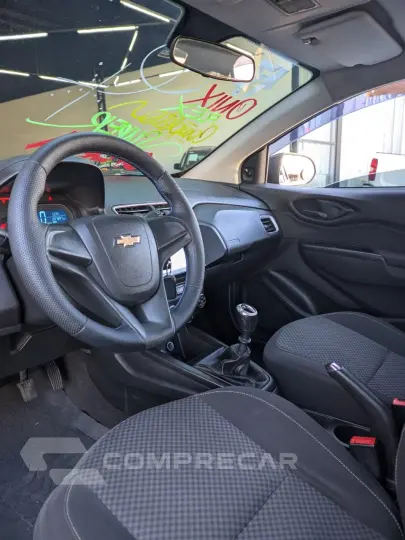 ONIX HATCH LT 1.0 8V FlexPower 5p Mec.