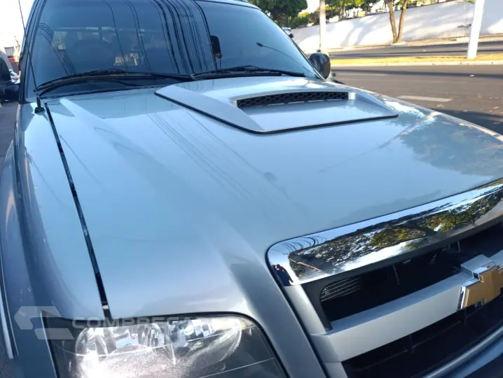 S10 2.4 MPFI Executive 4X2 CD 8V