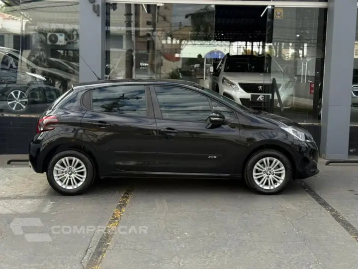 208 Active Pack 1.6 Flex 16V 5p Aut.