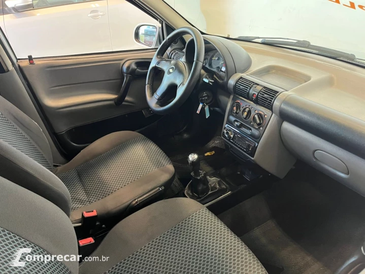 CLASSIC 1.0 MPFI LS 8V FLEX 4P MANUAL
