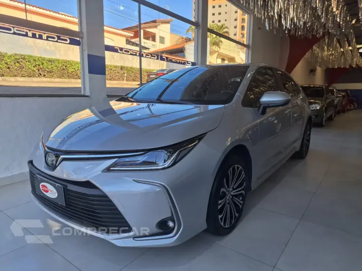 COROLLA 1.8 VVT-I Hybrid Altis