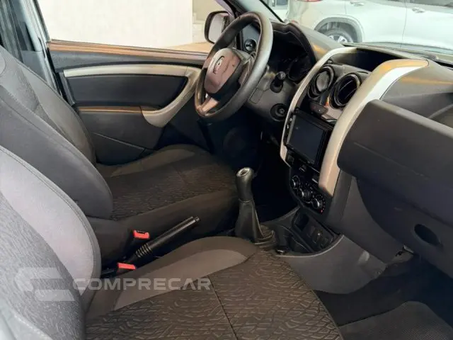 DUSTER OROCH - 1.6 16V SCE EXPRESS MANUAL