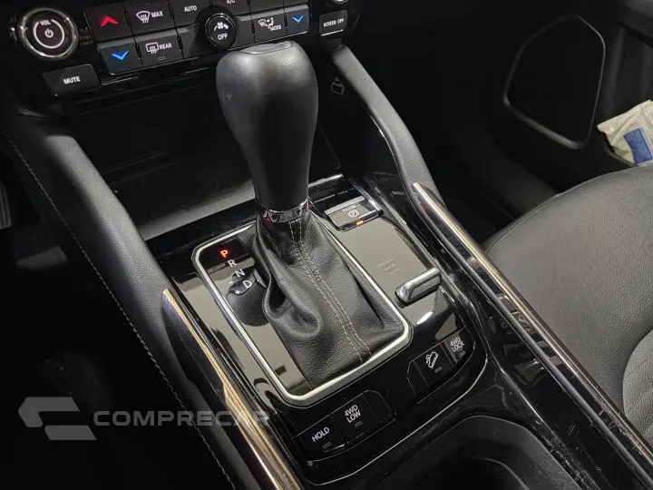 COMMANDER 2.0 TD380 TURBO DIESEL LIMITED AT9