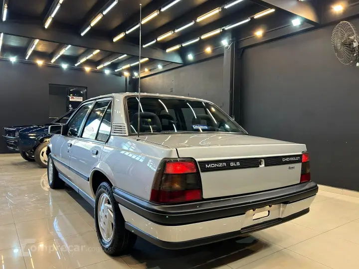 MONZA 2.0 EFI GLS 8V