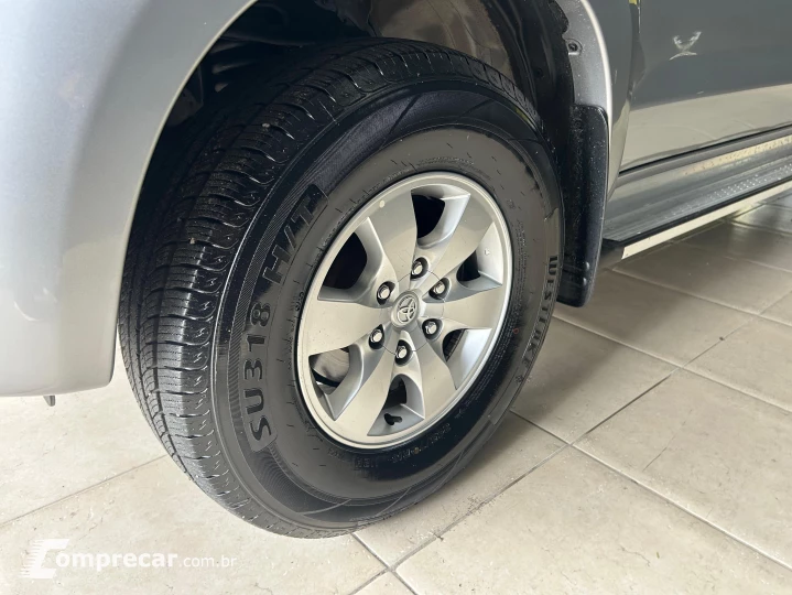 HILUX 2.7 SRV 4X2 CD 16V