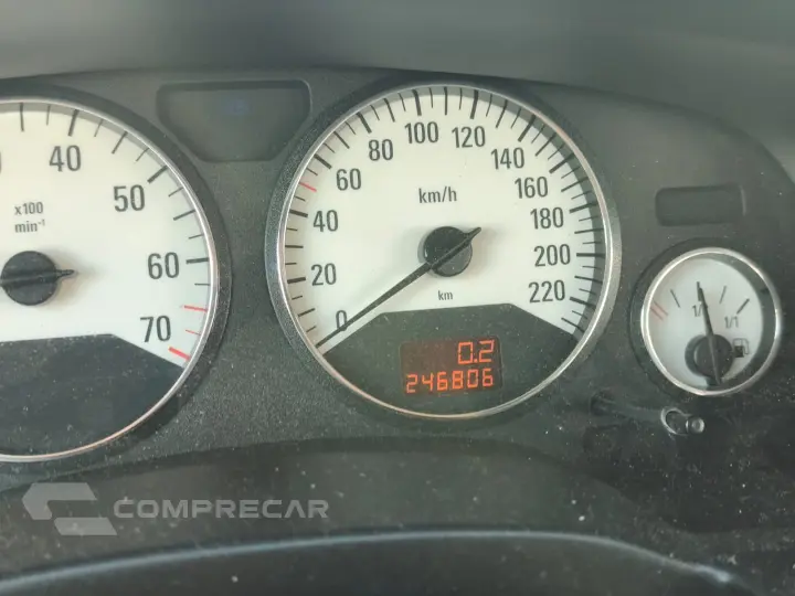 ZAFIRA 2.0 MPFI Expression 8V