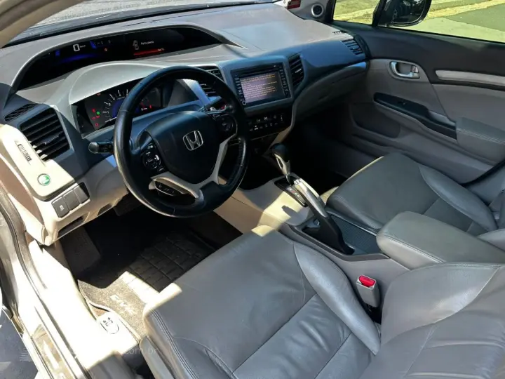 Civic Sedan EXS 1.8/1.8 Flex 16V Aut. 4p