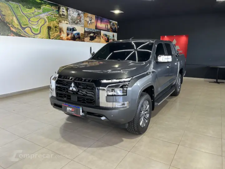 TRITON 2.4 Biturbo CD Hpe-s 4X4