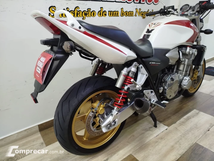 CB 1300