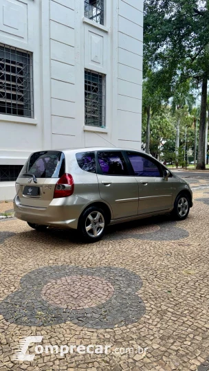 FIT 1.4 LX 16V