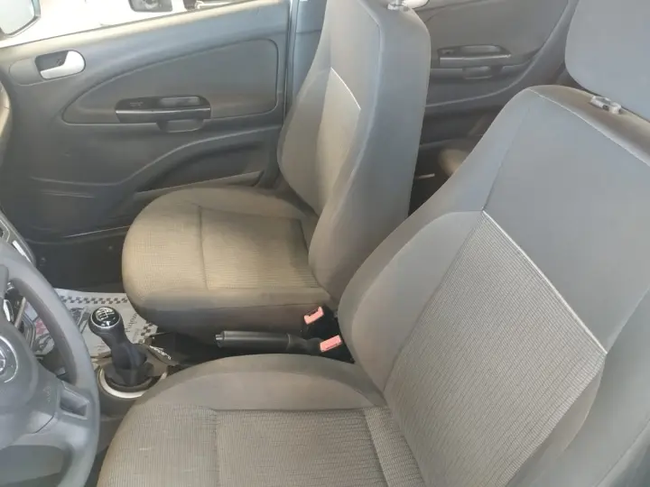 VOYAGE 1.0 MI 8V