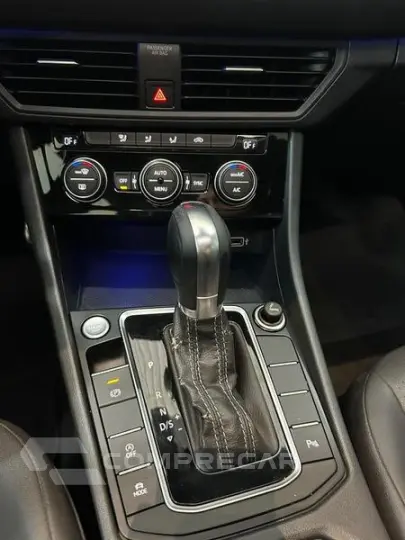 JETTA R-LINE 250 TSI 1.4 FLEX 16V AUT.
