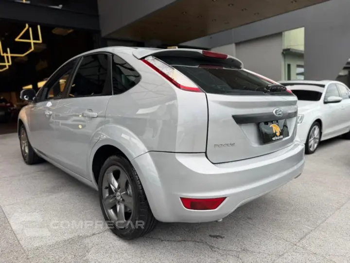 FOCUS 1.6 GLX 8V FLEX 4P MANUAL