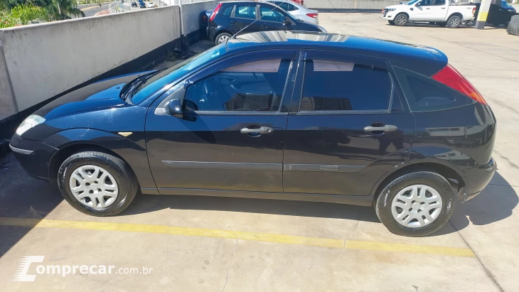 FOCUS 1.6 GL 8V
