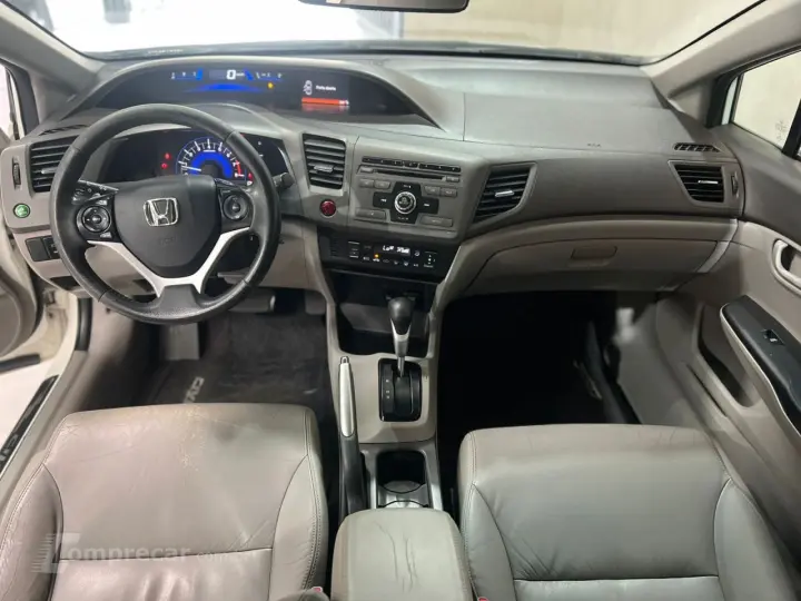 Civic 1.8 16V 4P FLEX LXS AUTOMÁTICO