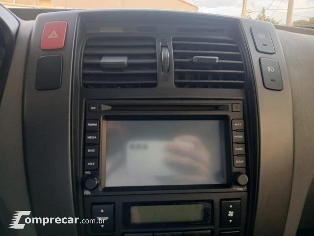 TUCSON - 2.0 MPFI GLS 16V 143CV 2WD 4P AUTOMÁTICO