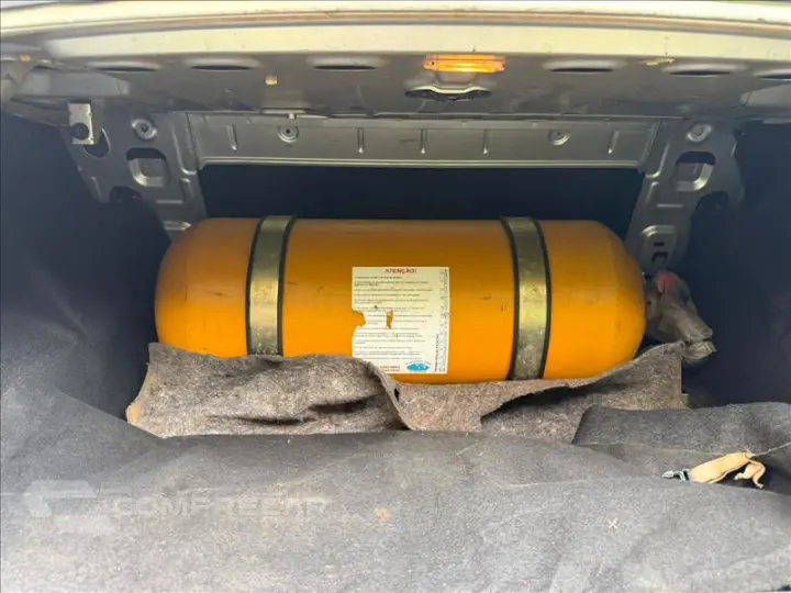 LOGAN 1.0 Expression 16V