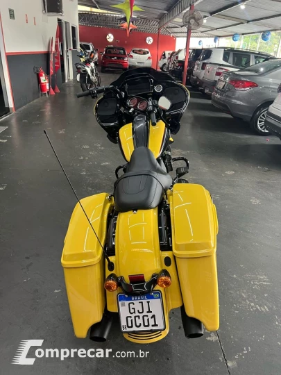 Road Glide Limited FLTRK 1800