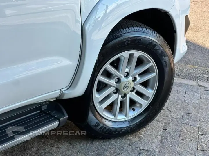 HILUX SW4 4X2SR