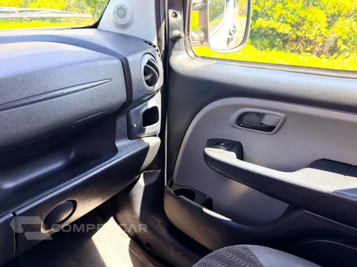 Doblo ESSENCE 1.8 Flex 16V 5p