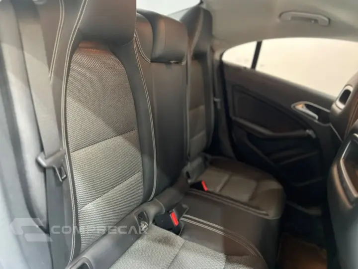 CLA 180 1.6 CGI GASOLINA 7G-DCT